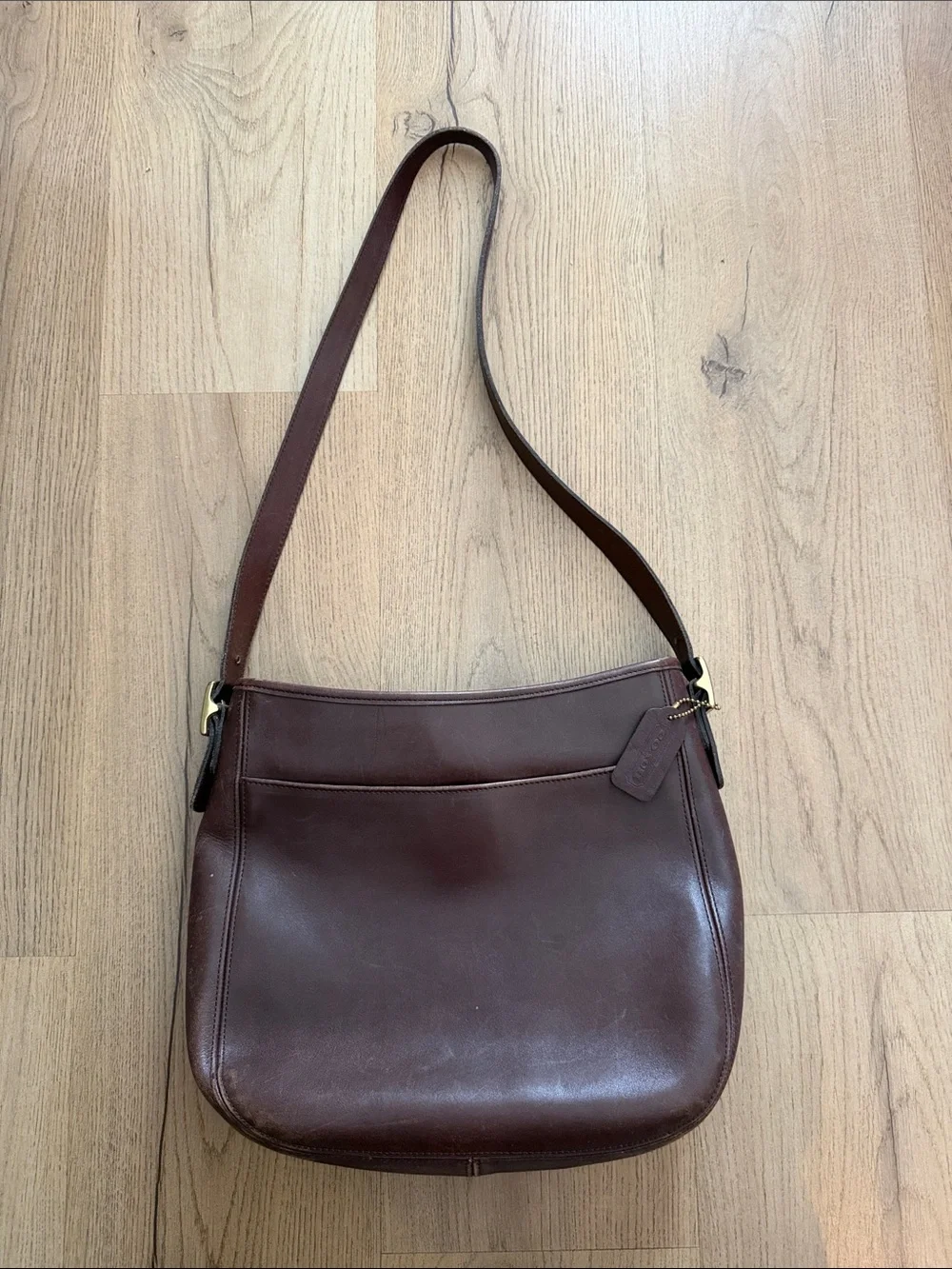 Coach Brown Leather Chelsea Shoulder Bag with Gold Hardware